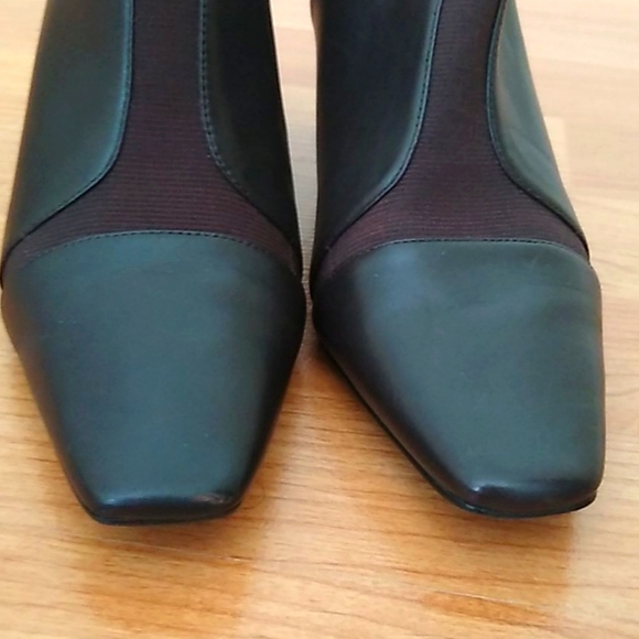 New Brown Ankle Booties 5.5 - Picture 3 of 3